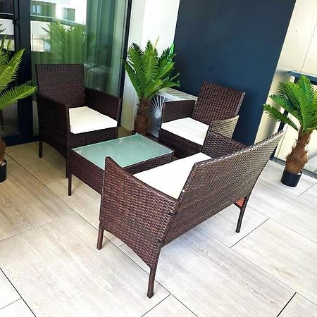 Luxury Wellness&Spa Bukares Bagian luar foto